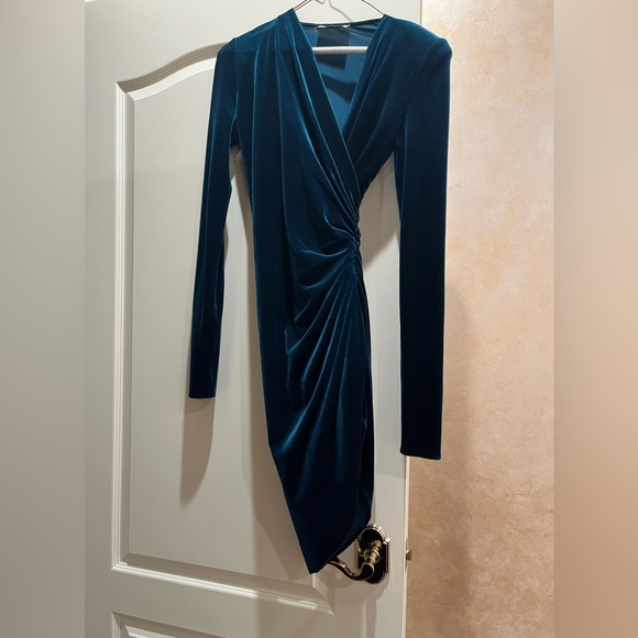 Alexandre Vauthier
Women's Blue Wrap-effect Velvet Mini Dress - Picture 8 of 8